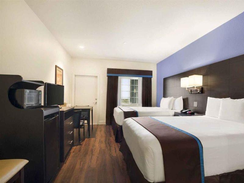 Days Inn & Suites By Wyndham Galveston West/Seawall מראה חיצוני תמונה