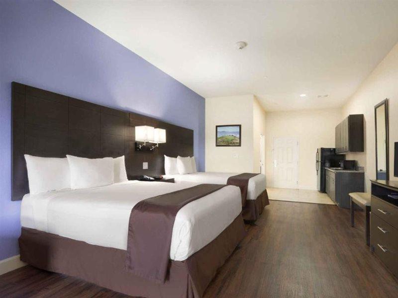 Days Inn & Suites By Wyndham Galveston West/Seawall מראה חיצוני תמונה