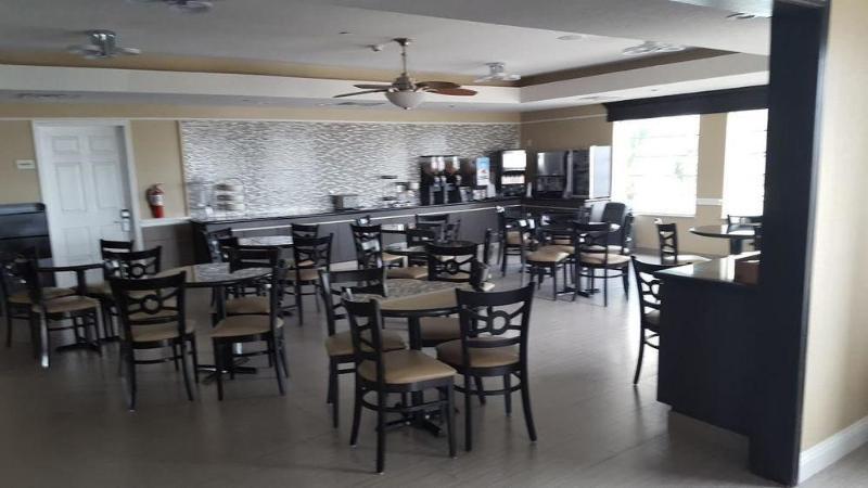Days Inn & Suites By Wyndham Galveston West/Seawall מראה חיצוני תמונה
